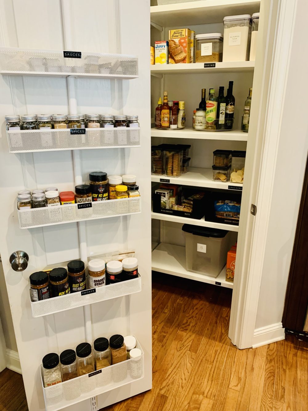 10 Clever Pantry Organization Tips to Maximize Space and Efficiency ...