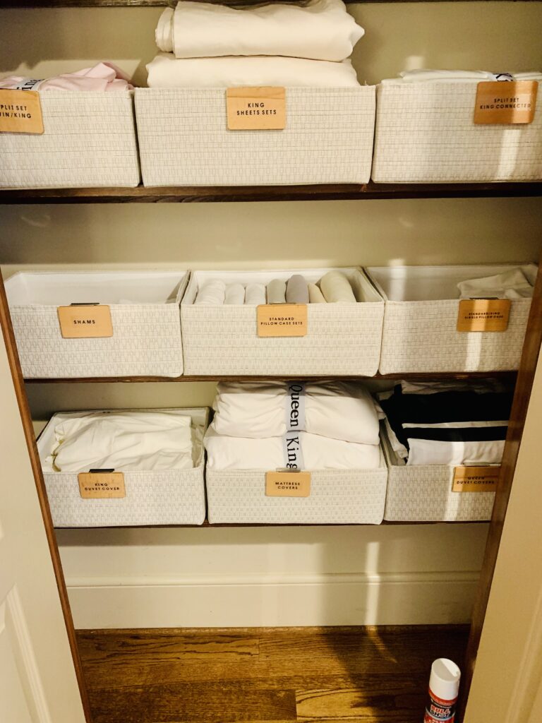 how to organize linen closet