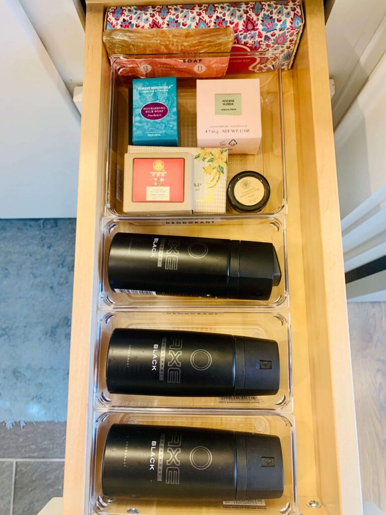 bathroom drawer organization